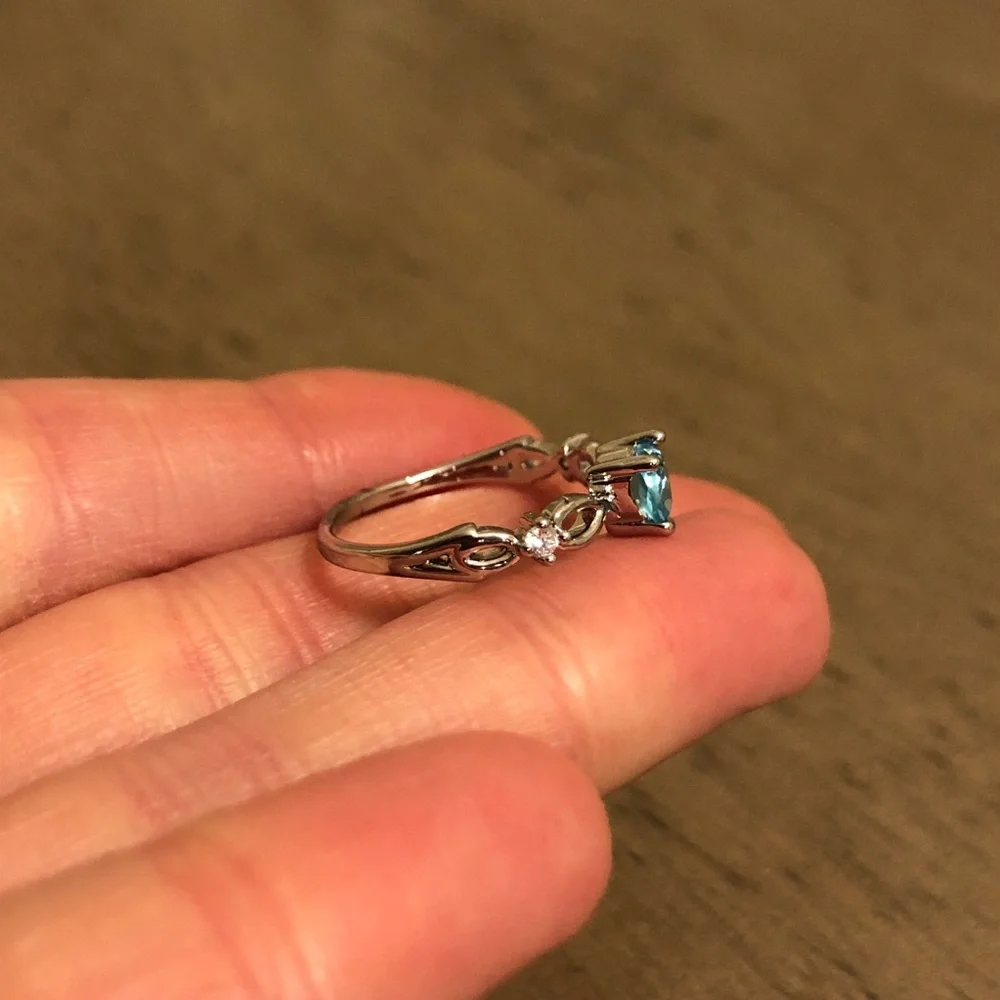 Elegant Silver Tone and Blue Faux Gemstone Heart Ring
